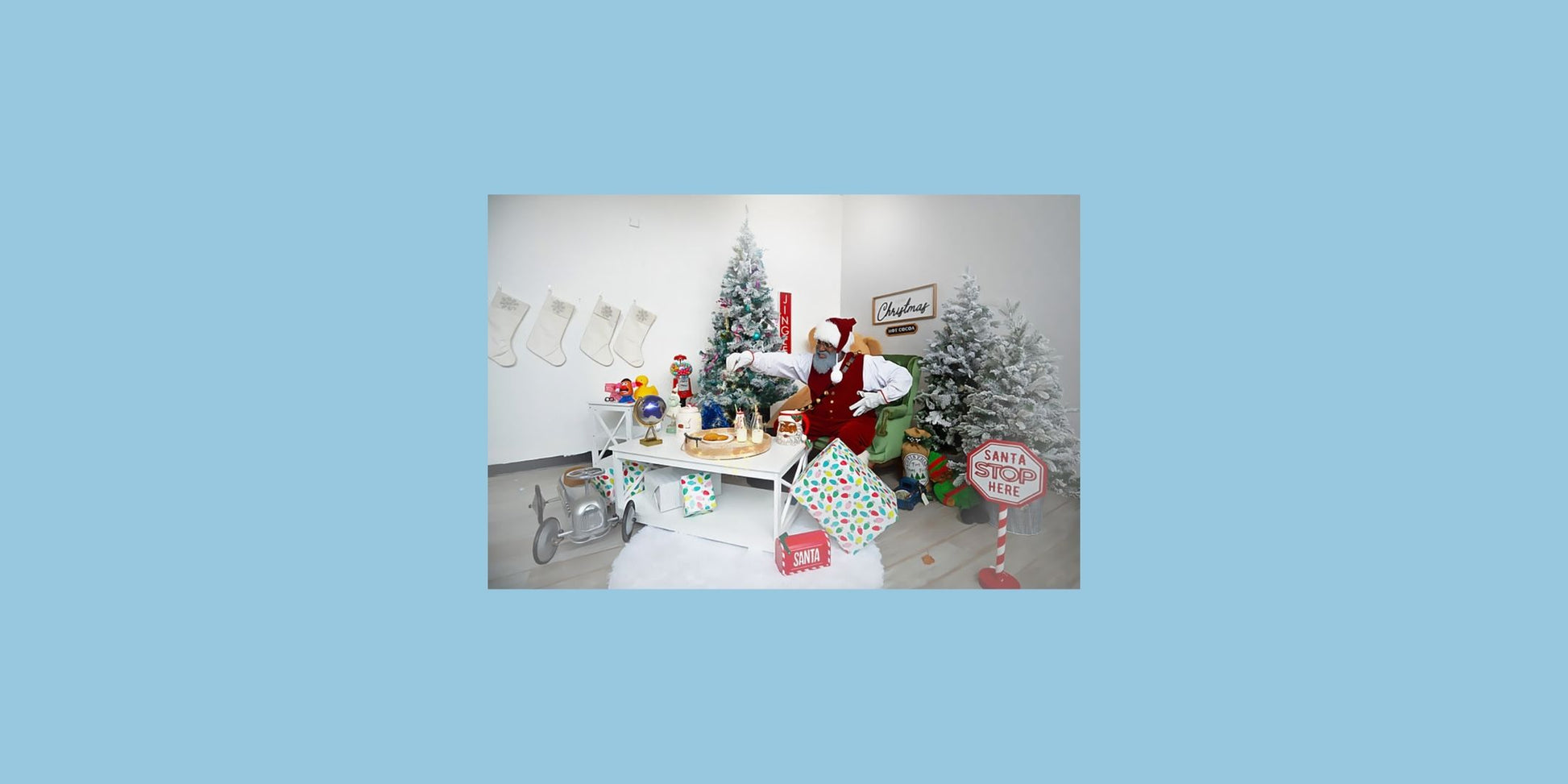 KIDS HOLIDAY EVENT WITH SANTA